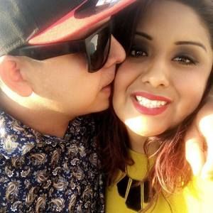 Meet your Posher, Anahi